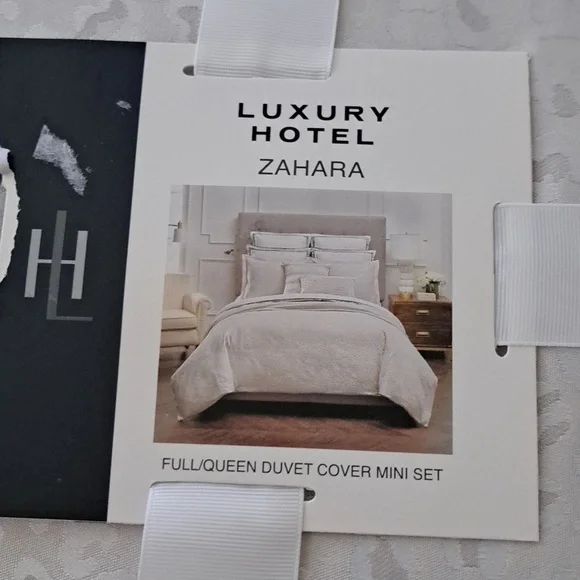 Luxury Hotel Zahara Duvet Cover Mini Set - Picture 4 of 5